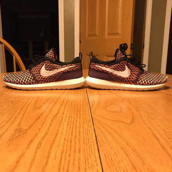 SOLD Nike Roshe NM Flynit orange volt. 11 - Picture 7 of 8